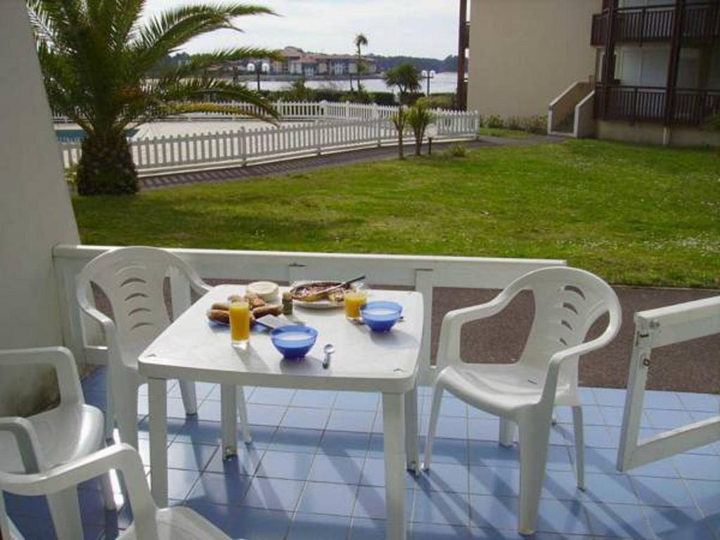 Appartements A Cote Lac Marin De Port D'Albret Vieux-Boucau-les-Bains Rom bilde